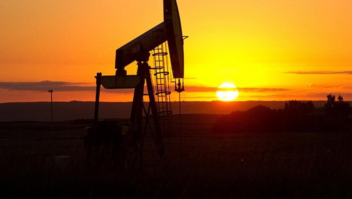 Oil prices drop amid supply glut worries